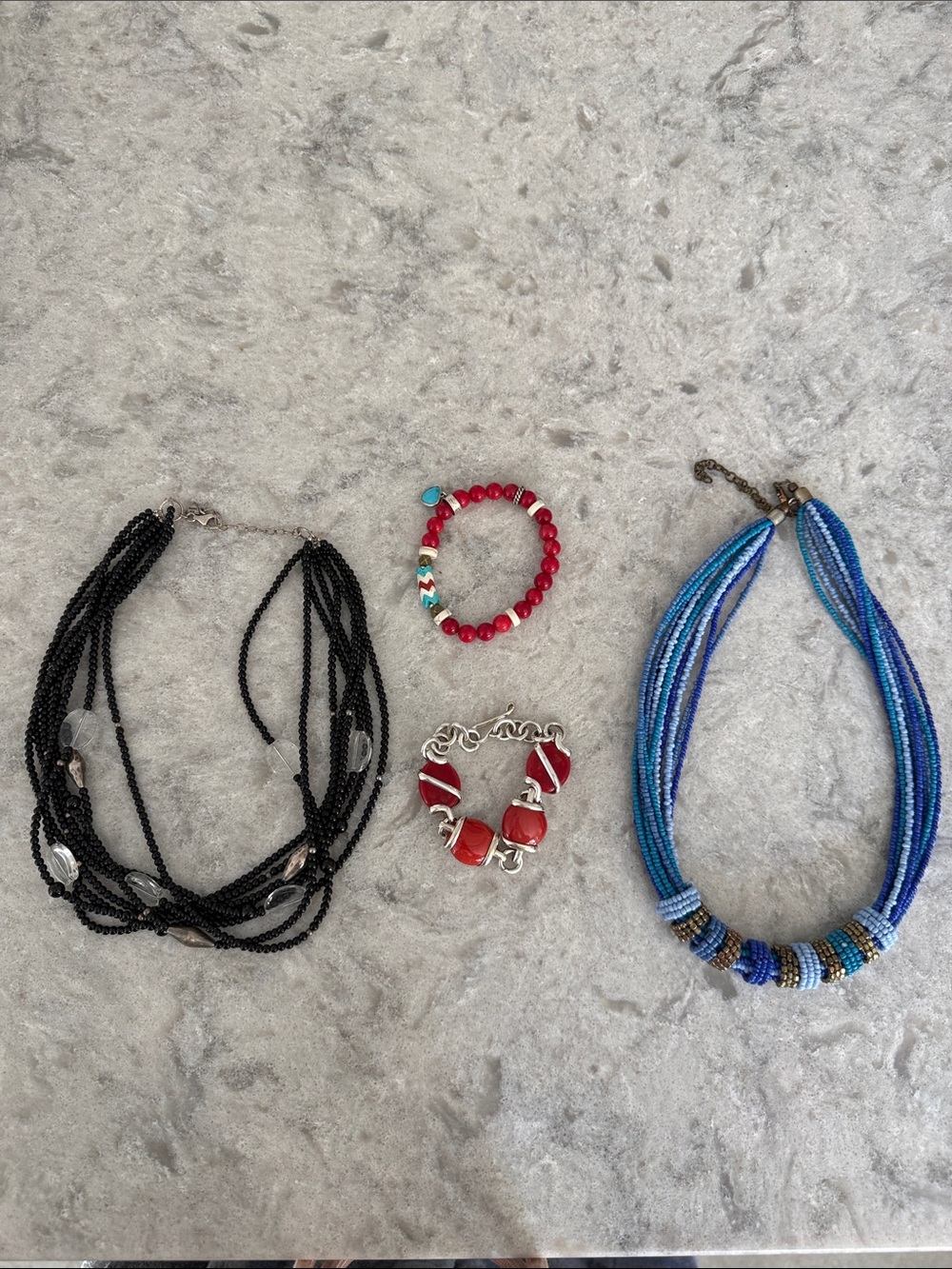Beaded Bracelet and necklaces – Unbranded